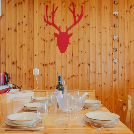 Les Cretes 1-3 By Interhome