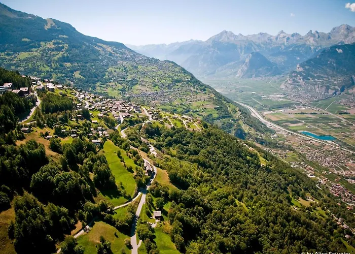 Apartment Les Cretes 1-3 By Interhome Apartment Veysonnaz